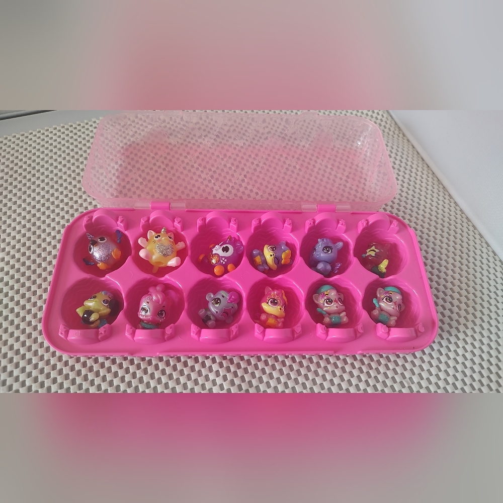 Hatchimals Bundle in Container
